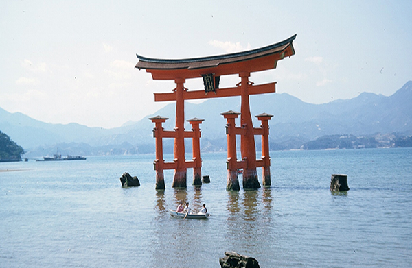 Japan in the late 1940s places and landscape